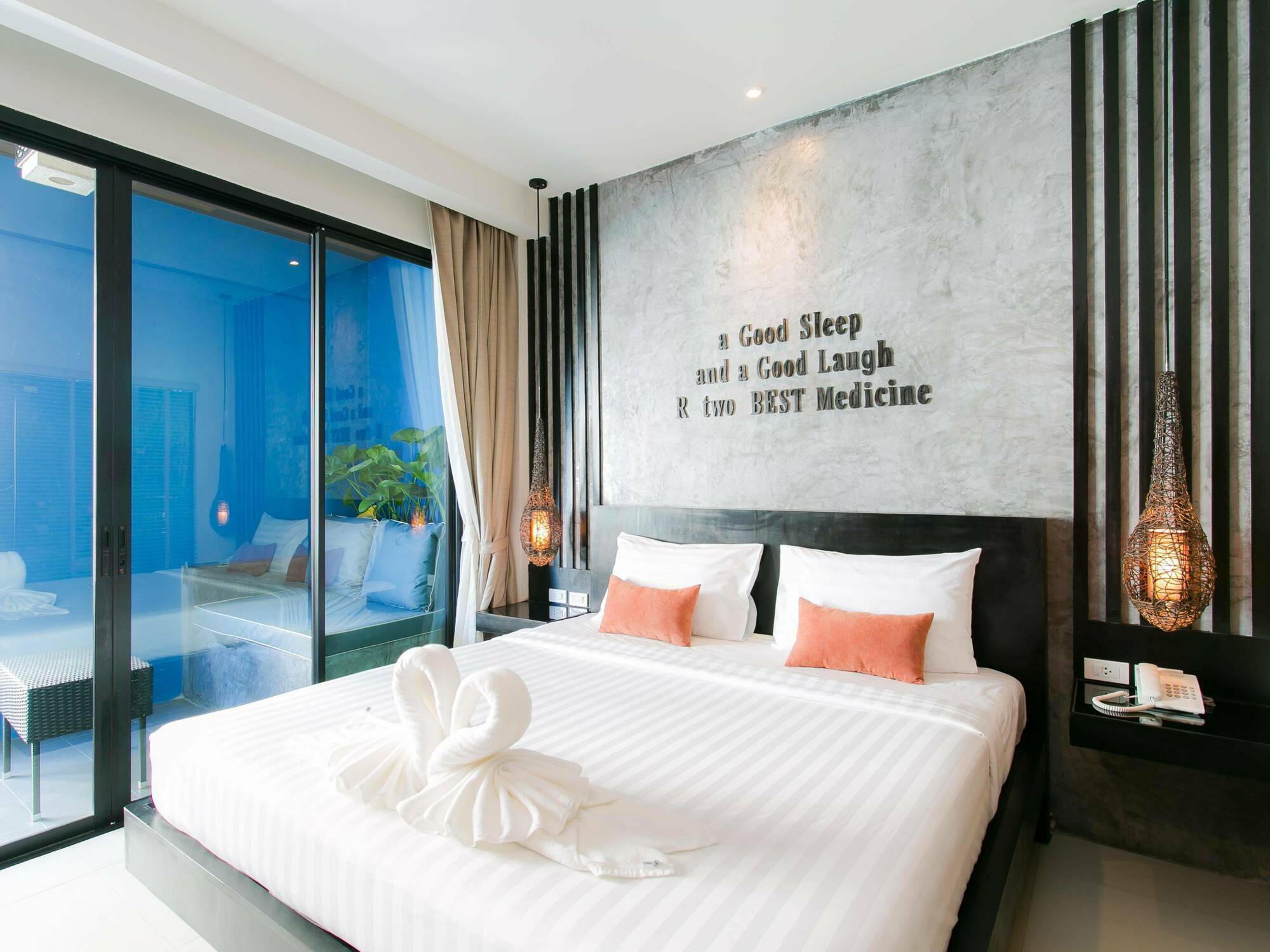 Отель The House Patong Экстерьер фото