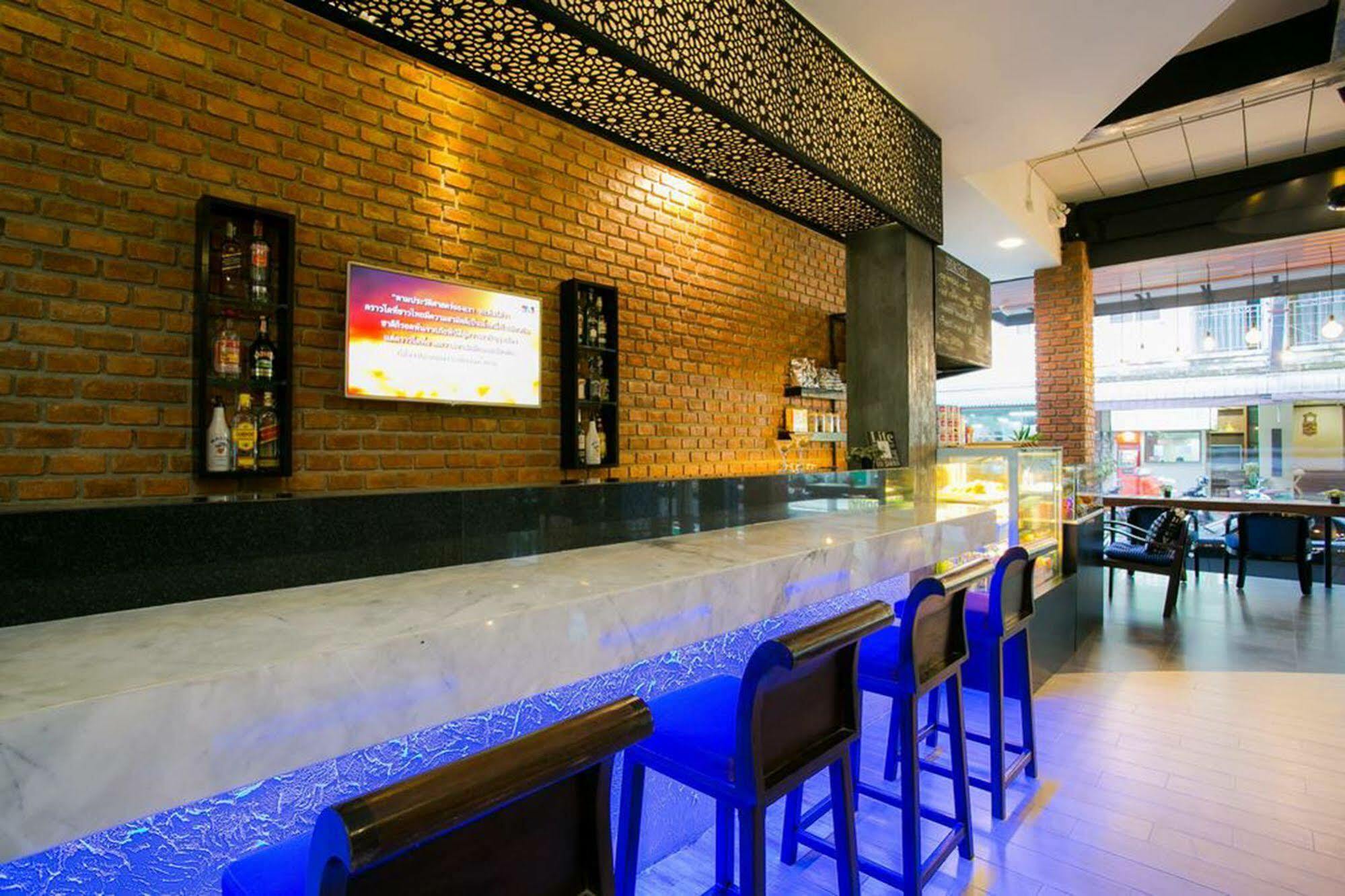 Отель The House Patong Экстерьер фото